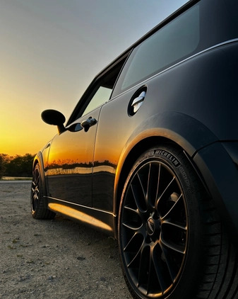 MINI Cooper S cena 11999 przebieg: 205000, rok produkcji 2003 z Wieliczka małe 211